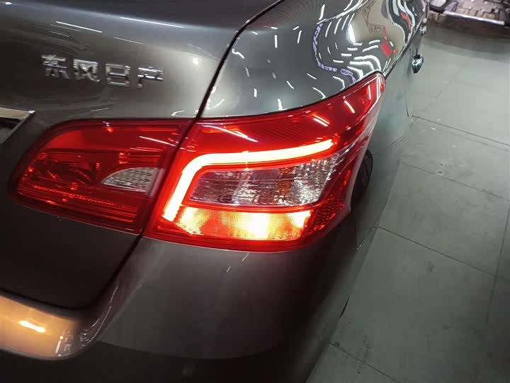 Фото 8 - Nissan Sylphy