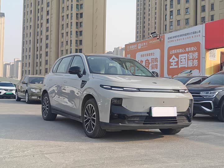 Фото 2 - Leapmotor B10