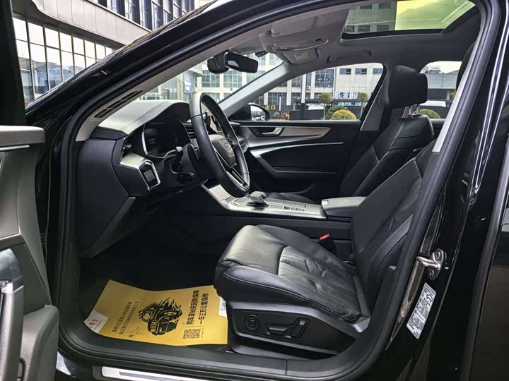 Фото 7 - Audi A6L