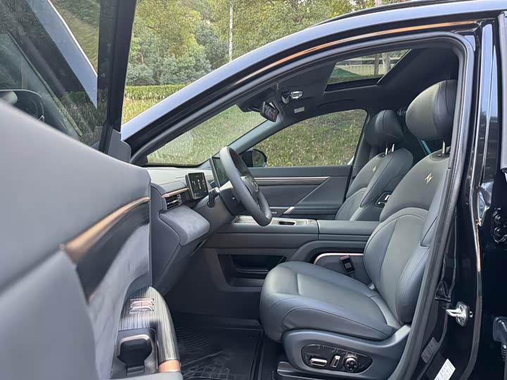 Фото 5 - Dongfeng Yipai eπ 008