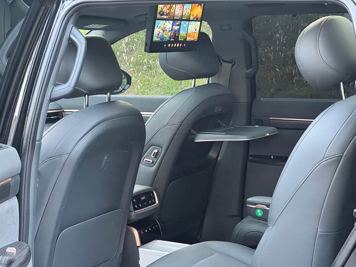 Фото 6 - Dongfeng Yipai eπ 008