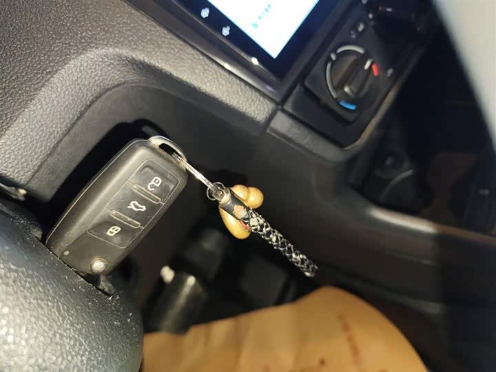 Фото 9 - Volkswagen Santana