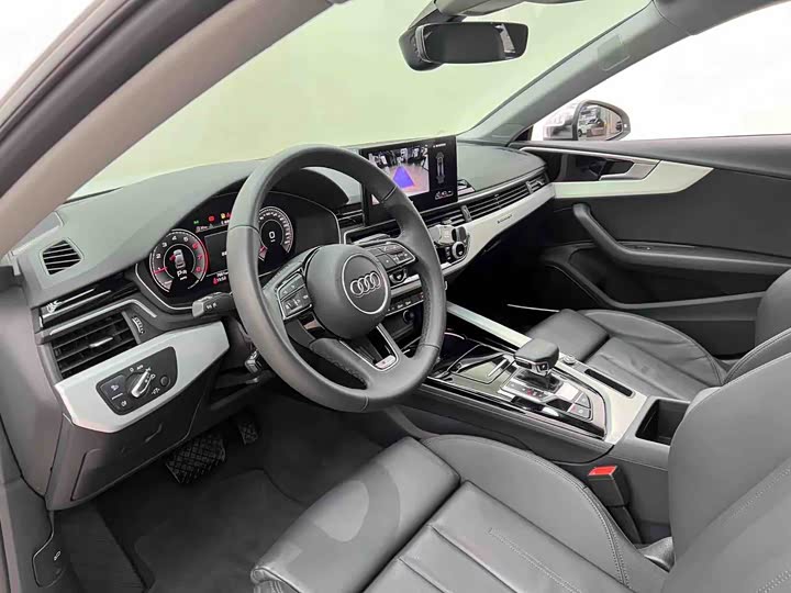 Фото 8 - Audi A5