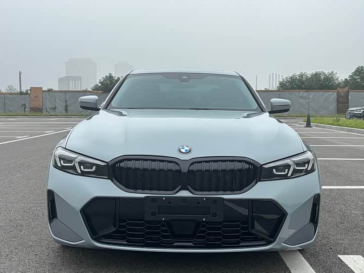 Фото 2 - BMW 3 Series