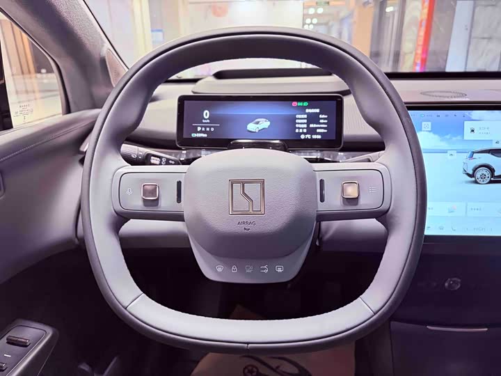 Фото 8 - Zeekr X