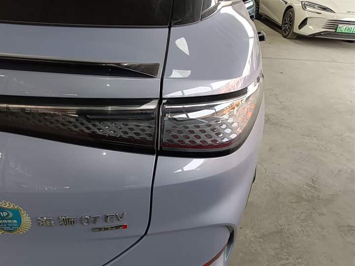 Фото 8 - BYD Sea Lion 07 EV