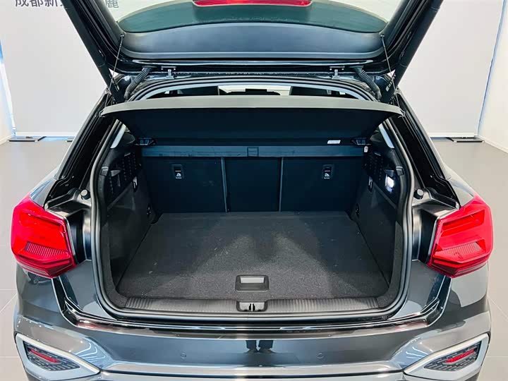 Фото 6 - Audi Q2L