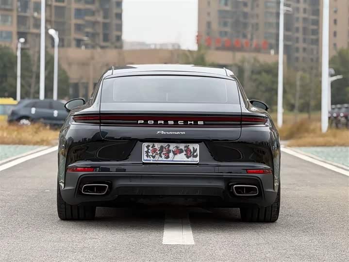 Фото 8 - Porsche Panamera