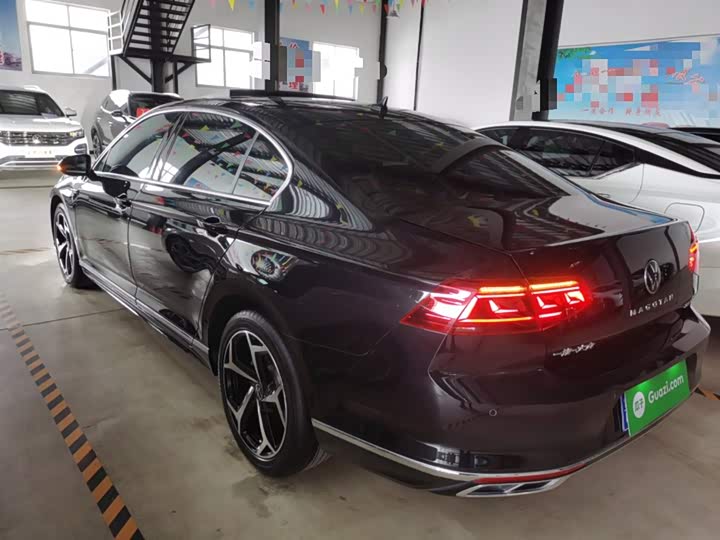 Фото 5 - Volkswagen Magotan