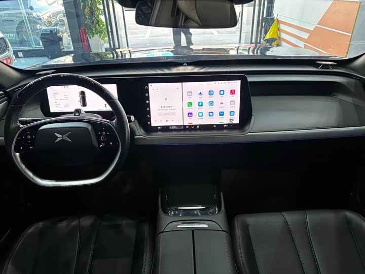 Фото 9 - XPeng P7