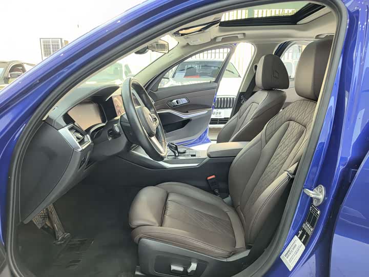 Фото 6 - BMW 3 Series