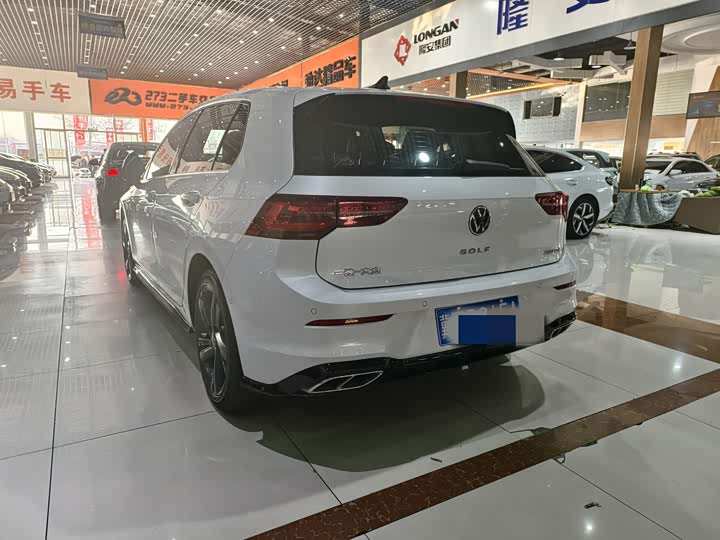 Фото 6 - Volkswagen Golf