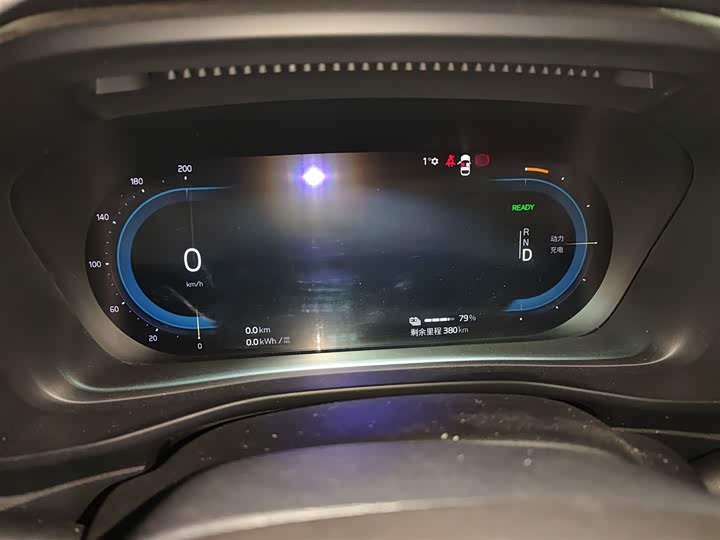 Фото 4 - Volvo XC40 EV