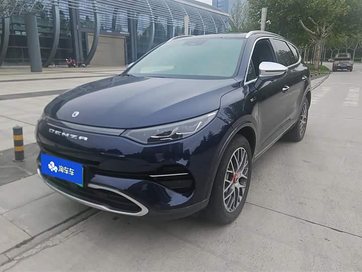 Фото 1 - Denza X