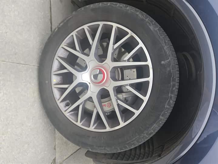 Фото 6 - Denza X