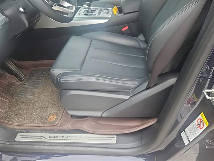 Фото 9 - Denza X