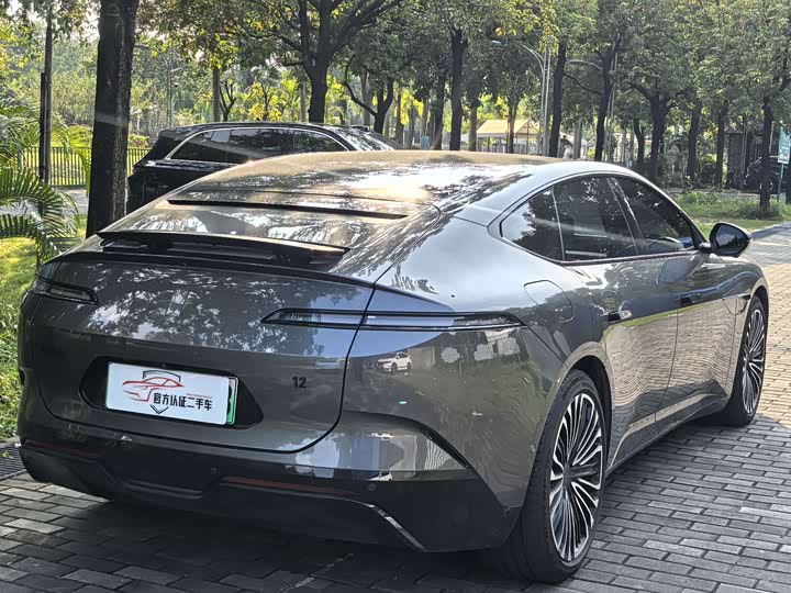 Фото 4 - Avatr 12