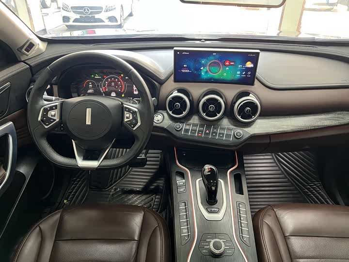 Фото 8 - Wey VV7