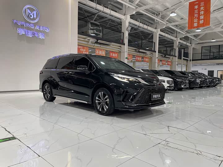 Фото 7 - Toyota Granvia