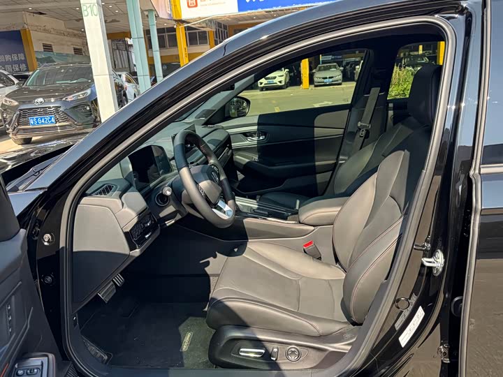 Фото 4 - Honda Integra