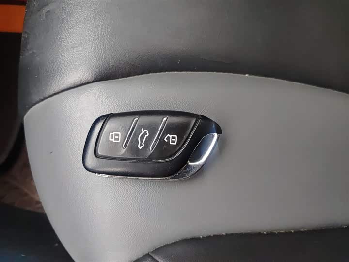 Фото 9 - Roewe Clever