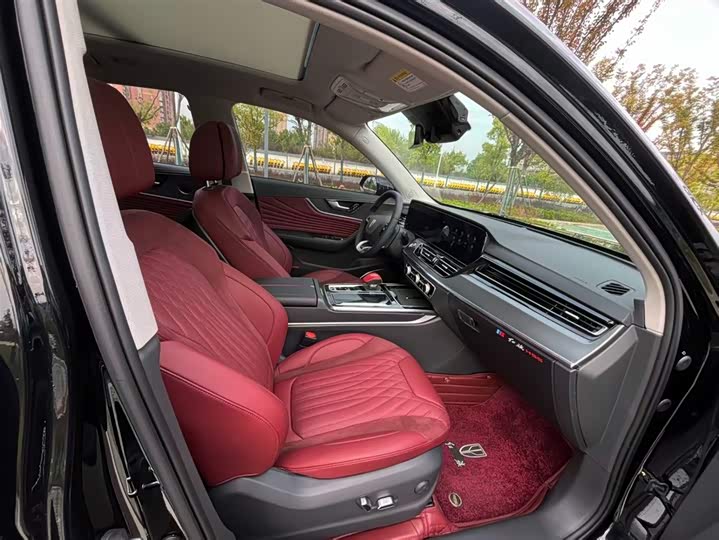 Фото 7 - Hongqi HS5