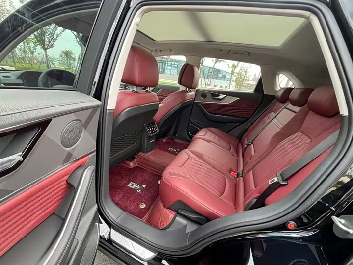 Фото 9 - Hongqi HS5