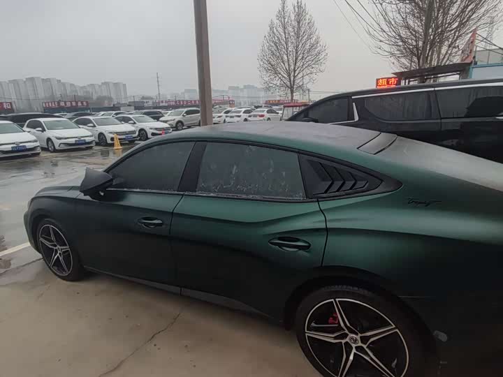 Фото 7 - MG Motor 7