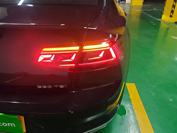 Фото 8 - Volkswagen Magotan