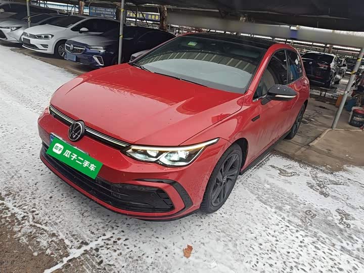 Фото 2 - Volkswagen Golf