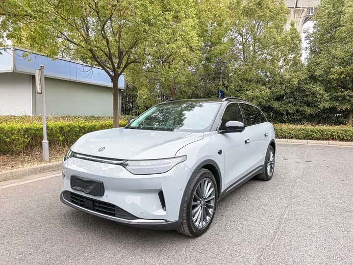 Фото 1 - Leapmotor C11