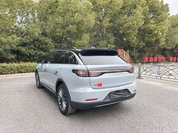 Фото 5 - Leapmotor C11