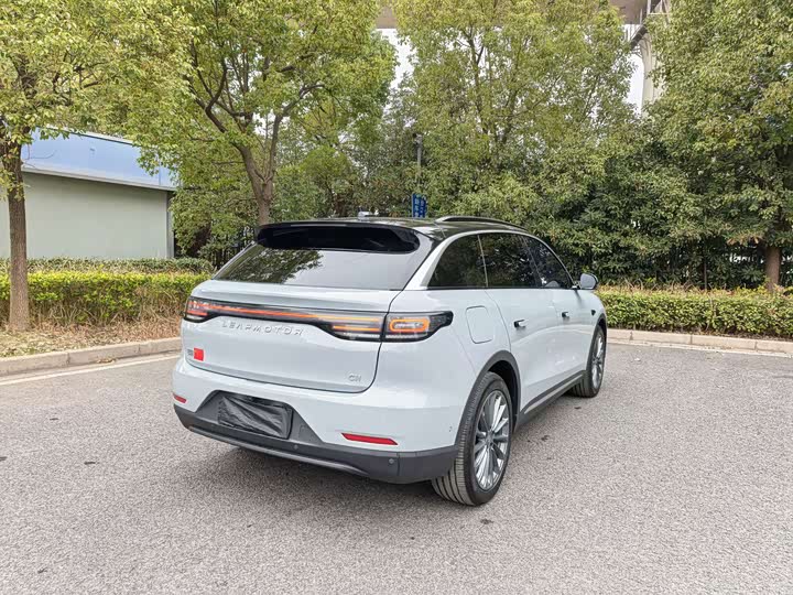 Фото 7 - Leapmotor C11