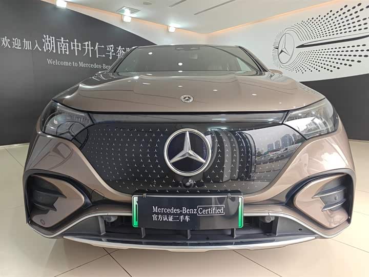 Фото 4 - Mercedes-Benz EQE SUV