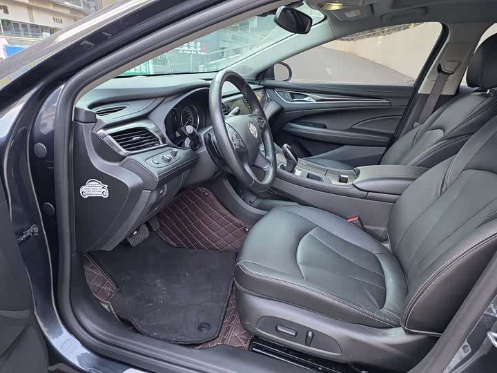 Фото 4 - Buick LaCrosse