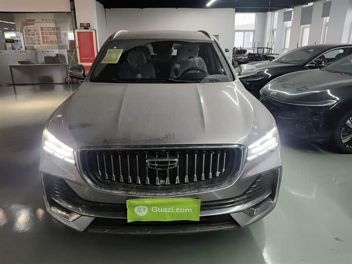 Фото 3 - Geely Monjaro