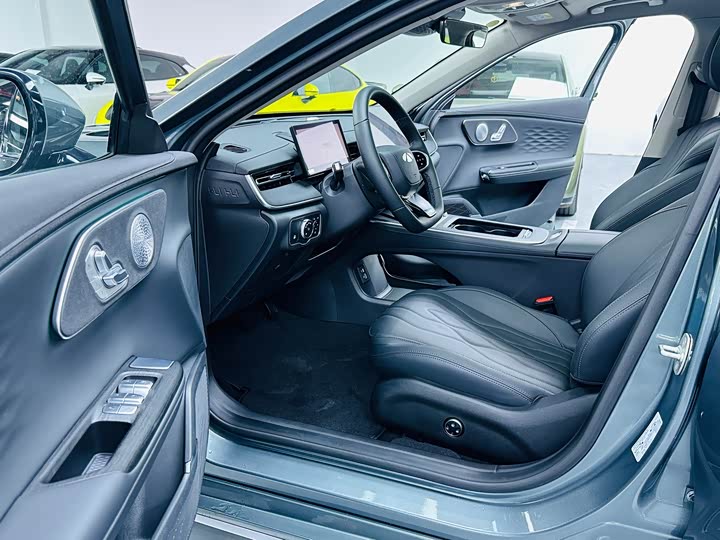 Фото 4 - Chery Fulwin A8L