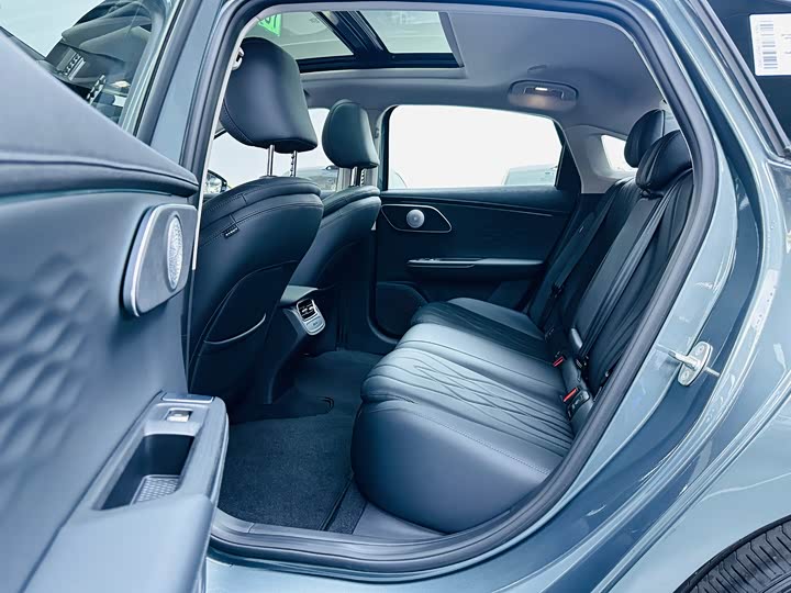 Фото 9 - Chery Fulwin A8L