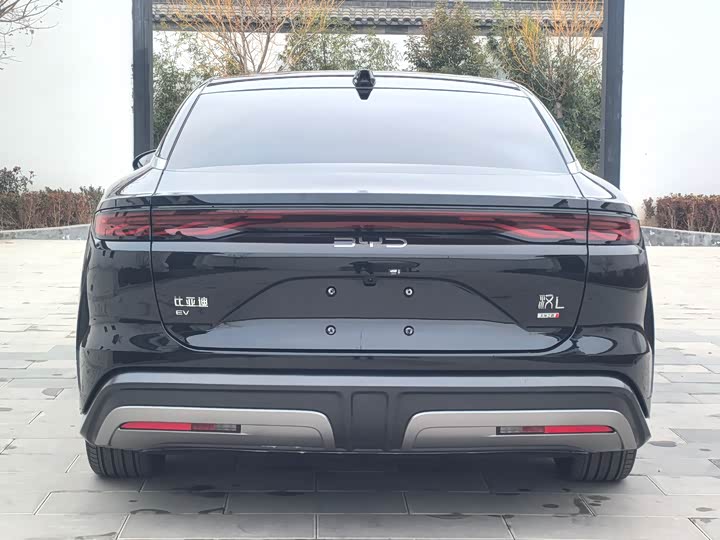 Фото 3 - BYD Han L