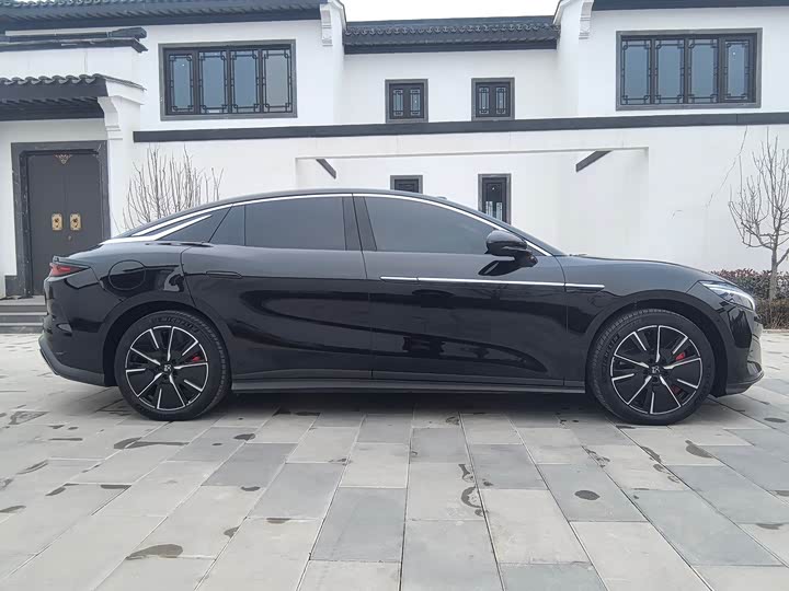 Фото 6 - BYD Han L