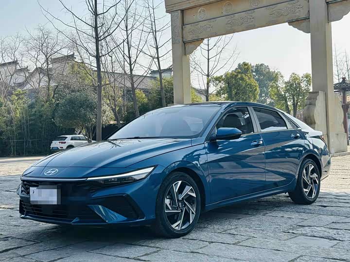 Фото 1 - Hyundai Elantra N line