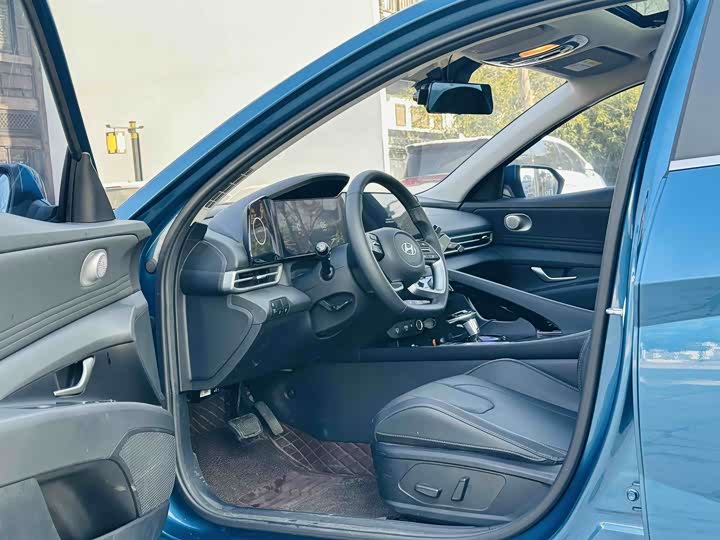 Фото 3 - Hyundai Elantra N line