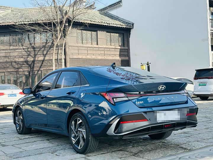 Фото 8 - Hyundai Elantra N line