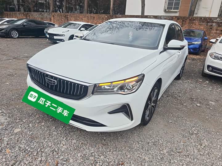 Фото 2 - Geely Emgrand