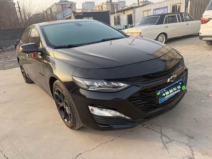 Фото 2 - Chevrolet Malibu XL