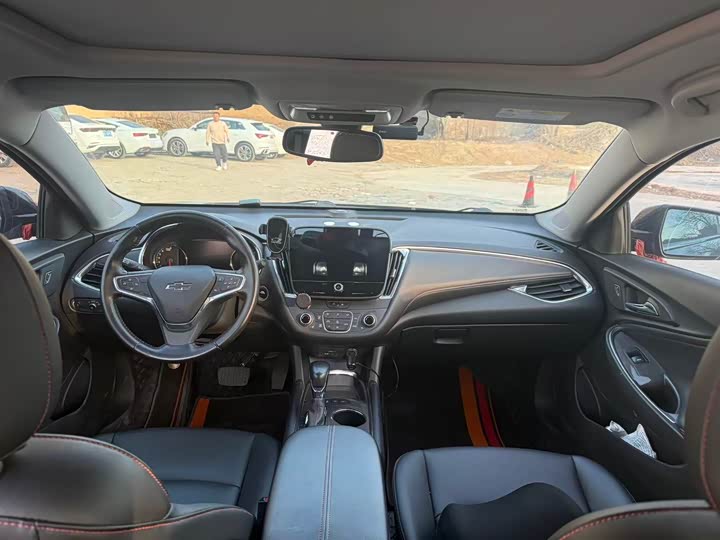 Фото 4 - Chevrolet Malibu XL