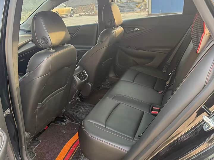 Фото 6 - Chevrolet Malibu XL