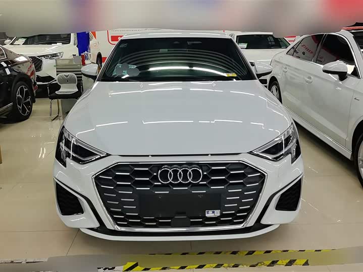 Фото 2 - Audi A3