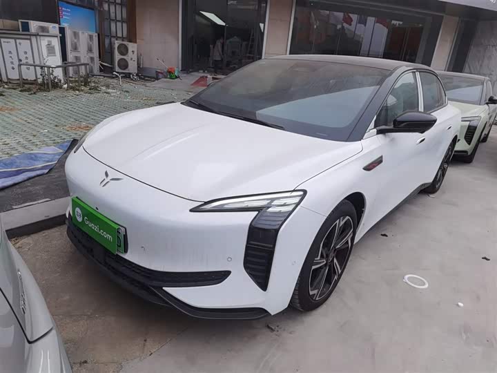 Фото 2 - Hongqi EH7