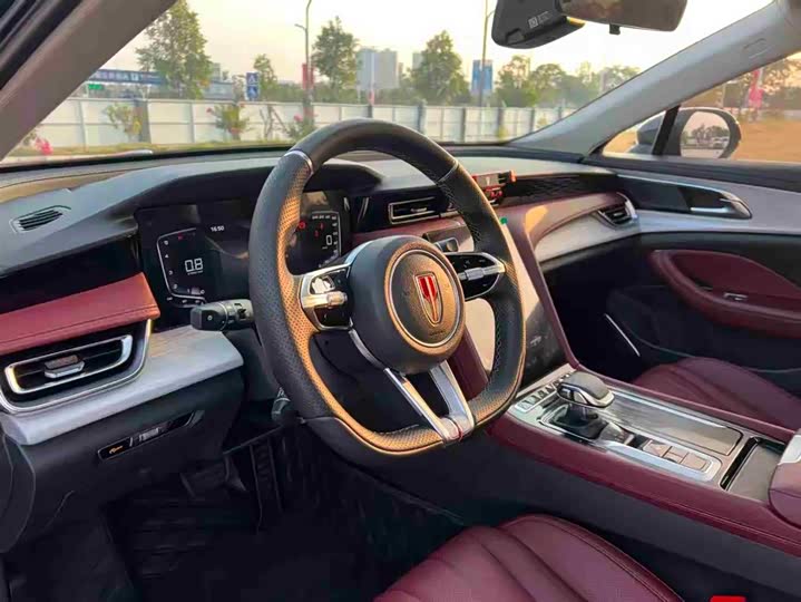 Фото 5 - Hongqi H5